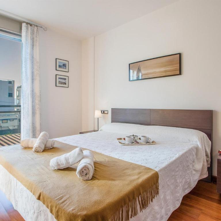 Duplex La Nau B - Three-Bedroom Home - 5