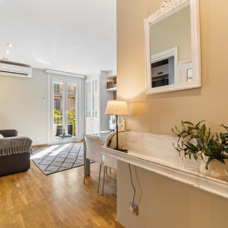 Petit Rosselló - Apartamento de 1 dormitorio - 2