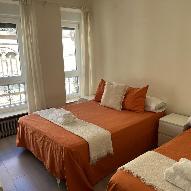 CASA TITA PLAZA MAYOR a 1 minuto, 5 baños - Appartamento - 61
