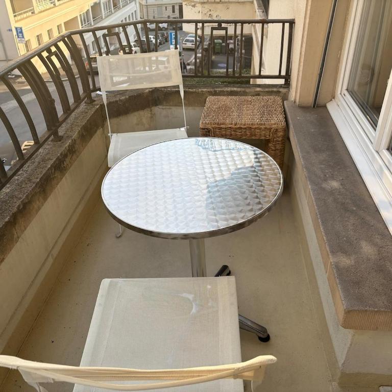 Fully Furnished down town - Appartement 1 Chambre - 9