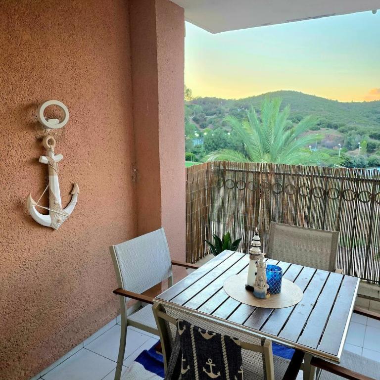 Studio Athena Panoramic View of Land et Sea - One-Bedroom Apartment - 23