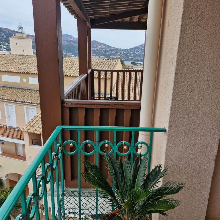 Studio Athena Panoramic View of Land et Sea - One-Bedroom Apartment - 32