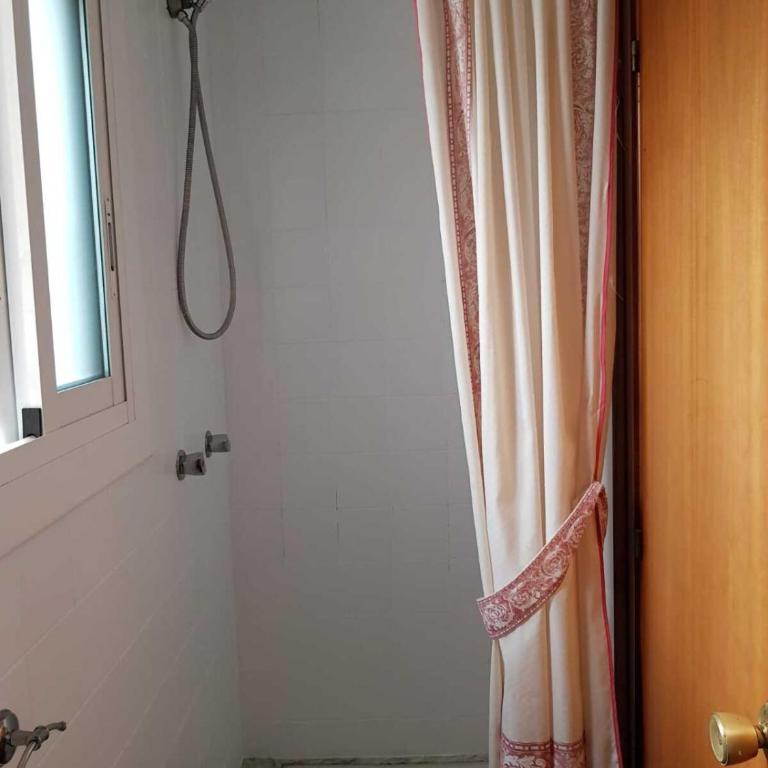 Un lujazo de piso en el centro de Calafell - Apartamento de 3 dormitorios - 21