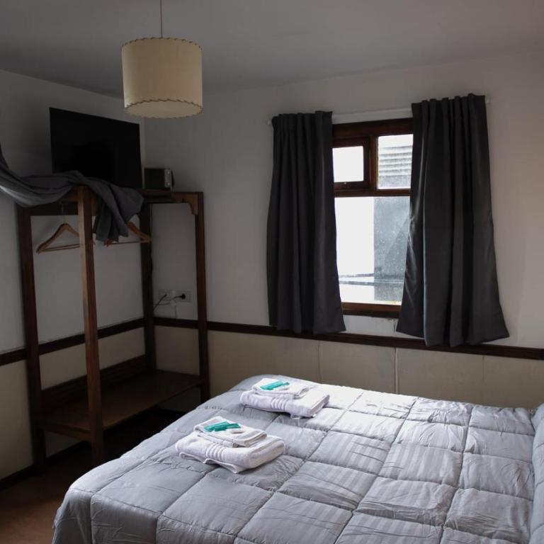 Hosteria Sloggett - Deluxe Queen Room - 2