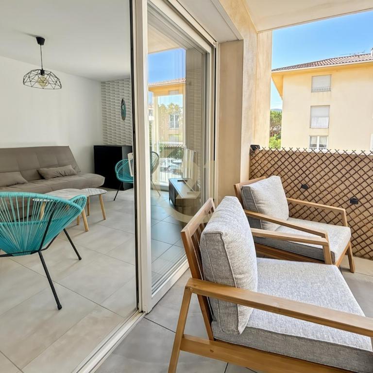 Élégant T2 Terrasse & Parking Centre Calvi - Appartement 1 Chambre - 16
