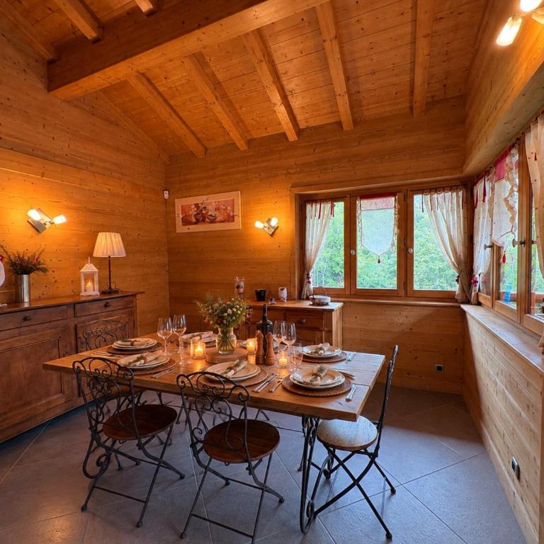 Chalet spacieux - 8 pers., vue montagne - FR-1-293-436 - Chalet - 4