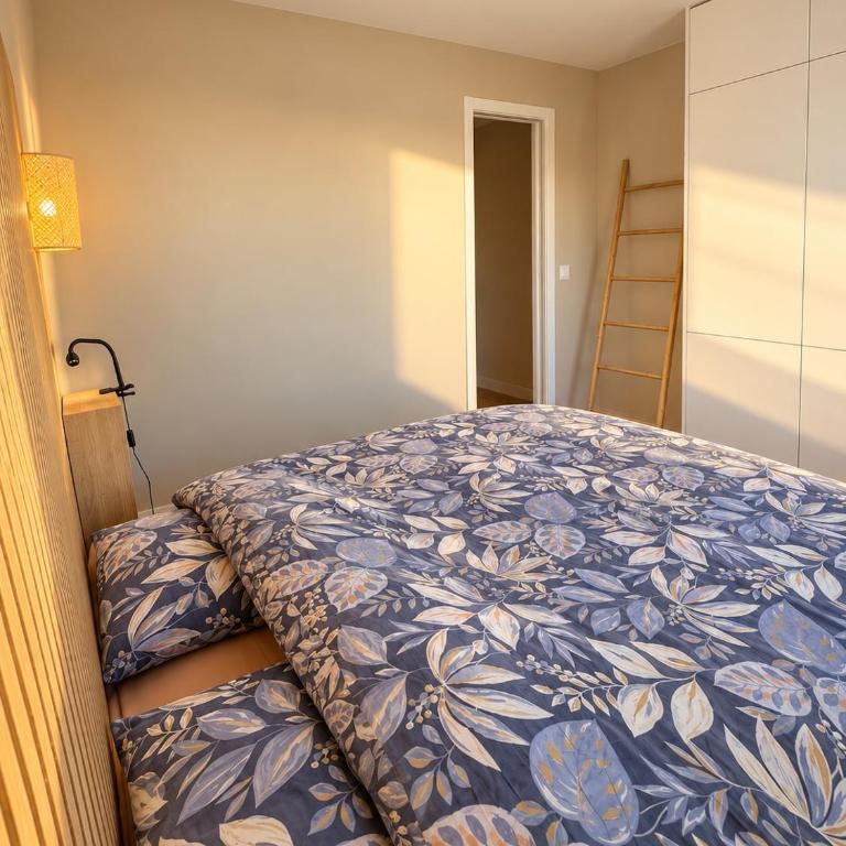 ABACA - Escapade lumineuse avec aperçu mer et parking privé - Apartment mit 2 Schlafzimmern, einem Balkon und Meerblick - 14