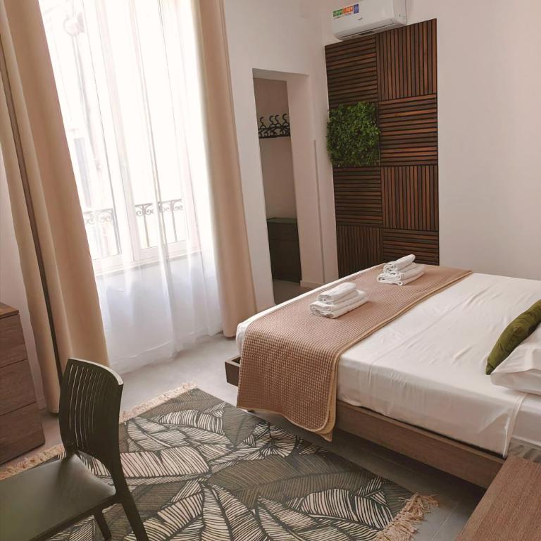 Le stanze del bassotto - Double Room with Private Bathroom - 4