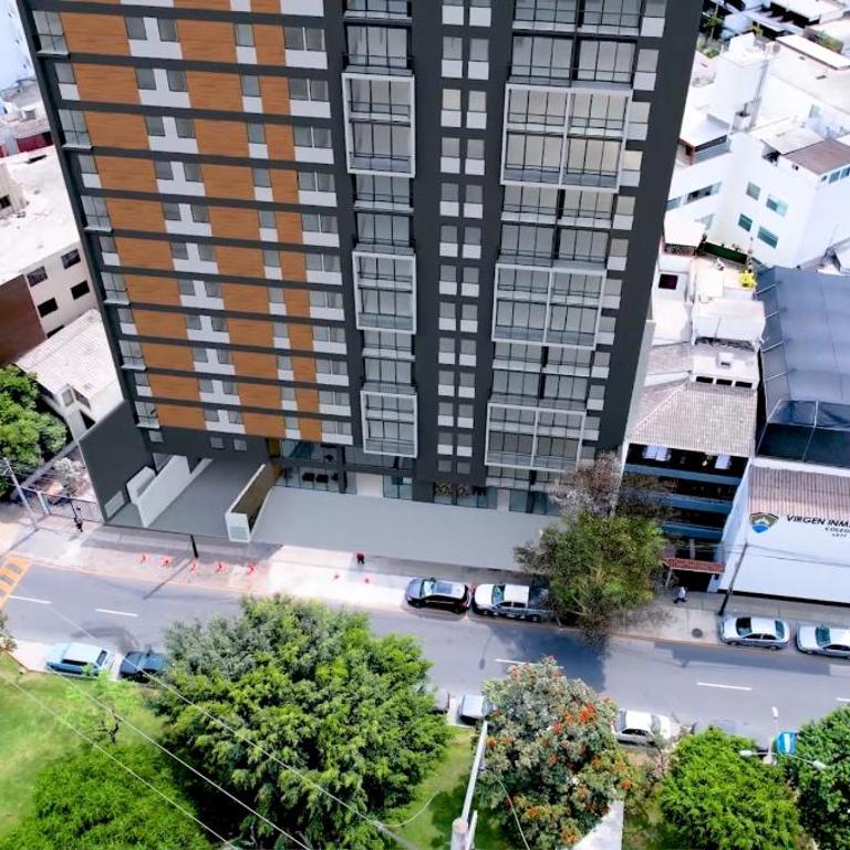 HERMOSO DEPARTAMENTO EN CHACARILLAs SURCO - Apartamento de 2 dormitorios con balcón - 1