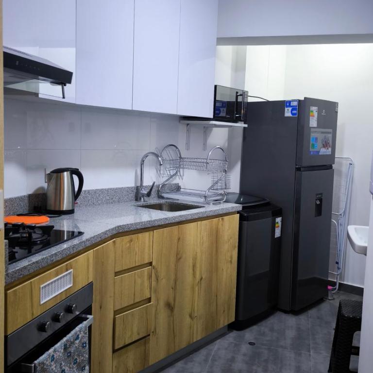 HERMOSO DEPARTAMENTO EN CHACARILLAs SURCO - Apartamento de 2 dormitorios con balcón - 11