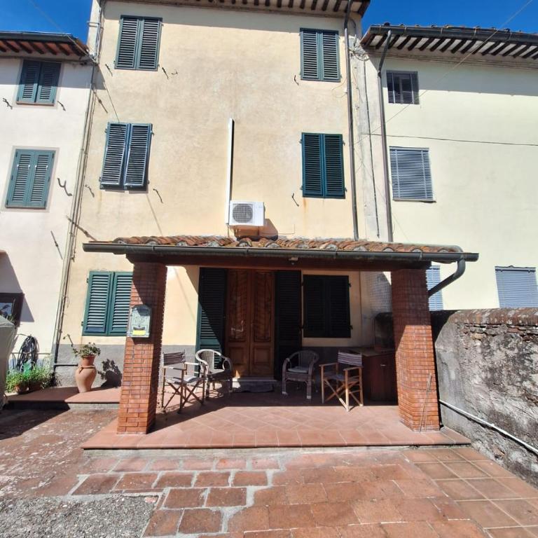 Casa di corte a 3km da Lucca - Casa de 4 dormitorios - 1