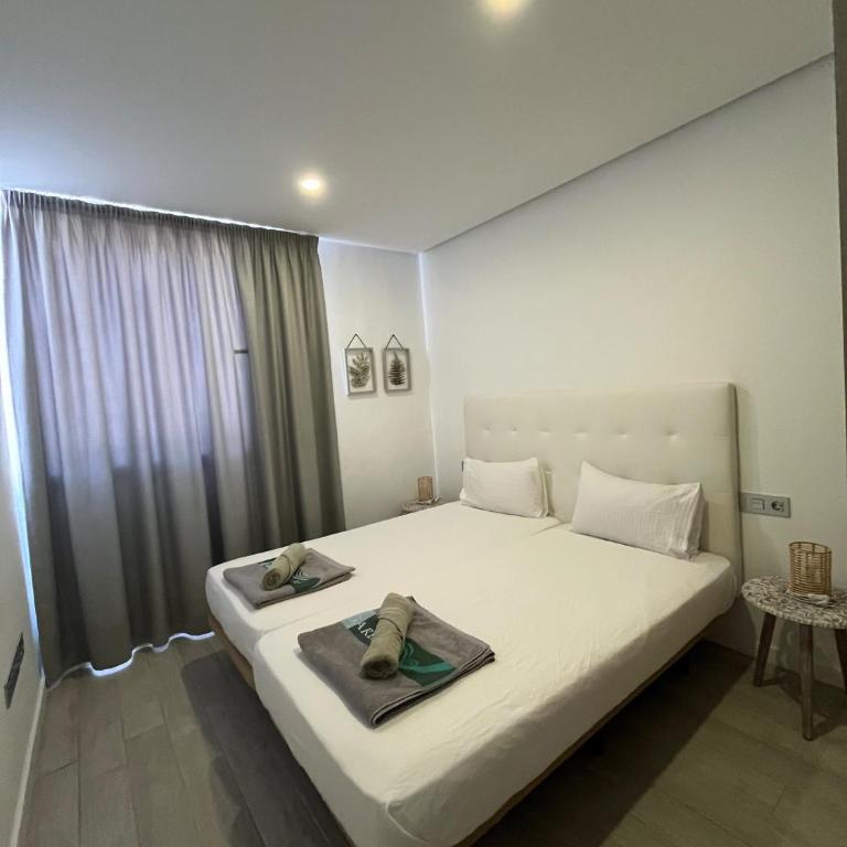 Ocean Garden Suite Sunrise View - Two-Bedroom Apartment - 25