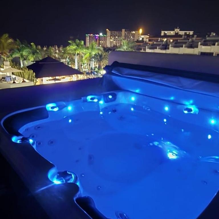Suite adeje paradise with private jacuzzi - Three-Bedroom Apartment - 28