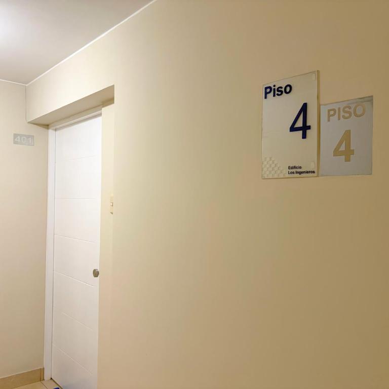 Amplio depa familiar en Surco con 3 dormitorios y cochera - Apartamento Deluxe - 27