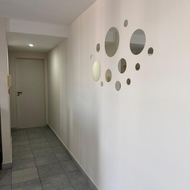 Departamento completo cerca del Estadio Único SDE - Two-Bedroom Apartment - 13