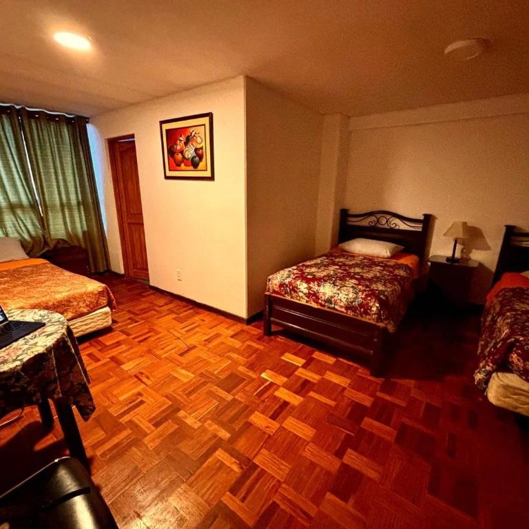 Hotel Berlina - Habitación cuádruple - 3