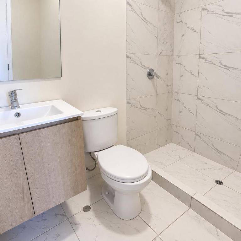 Departamento amoblado 4-5 personas cerca San Marcos - Apartamento de 2 dormitorios - 5
