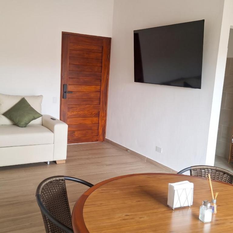 Hotel Balcones de los Olivos - Two-Bedroom Deluxe Apartment with Balcony - 20