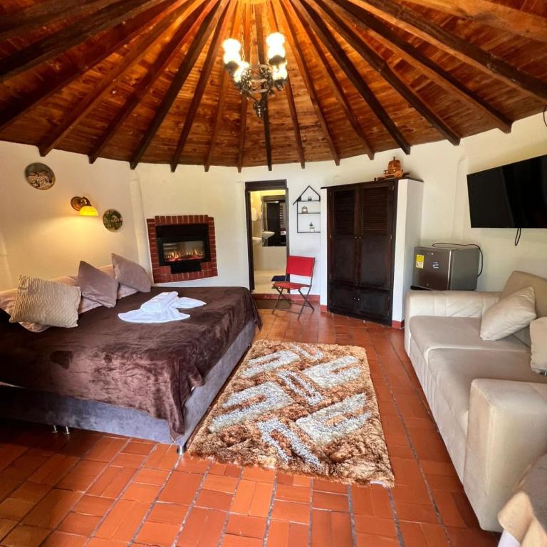 Hotel Campestre la Loma curiti - Suite Deluxe - 5