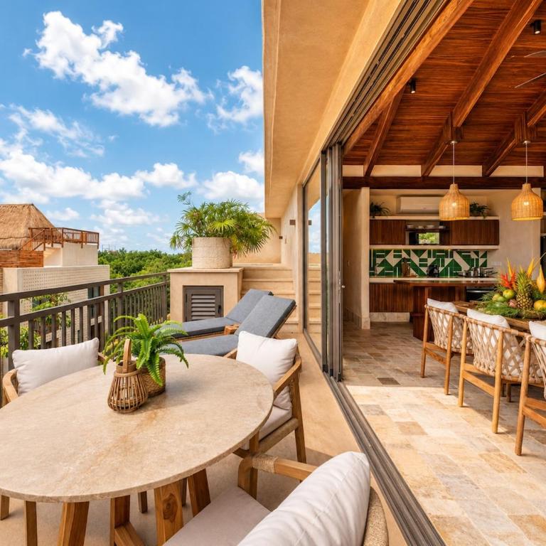 Penthouse with Private Pool Hot & Cold Plunge & Sauna - Appartement - 8