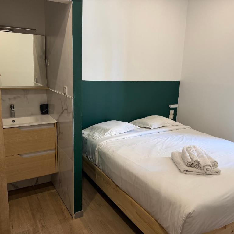 Hotel du Pharo - Petite Chambre Double - 1