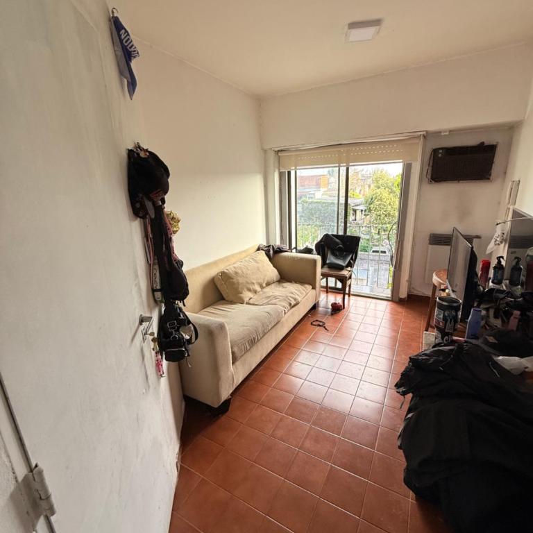 Departamento al lado de la Basílica de Luján - Apartamento de 1 dormitorio - 2