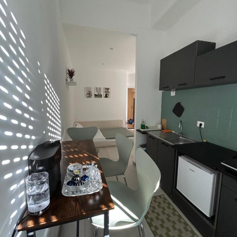 Metanoia Stays Prati - Deluxe Apartment - 6