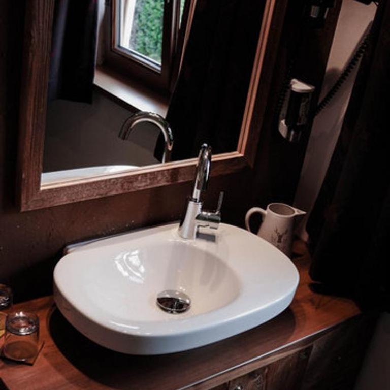 Hotel Ehrwalderhof - Doppel-/Zweibettzimmer mit Dusche - 3