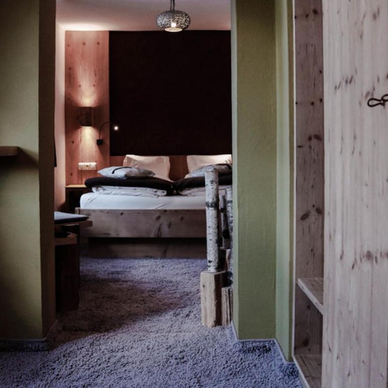 Hotel Ehrwalderhof - Doppel-/Zweibettzimmer mit Dusche - 1