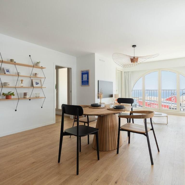Sea view - One-Bedroom Apartment - 10