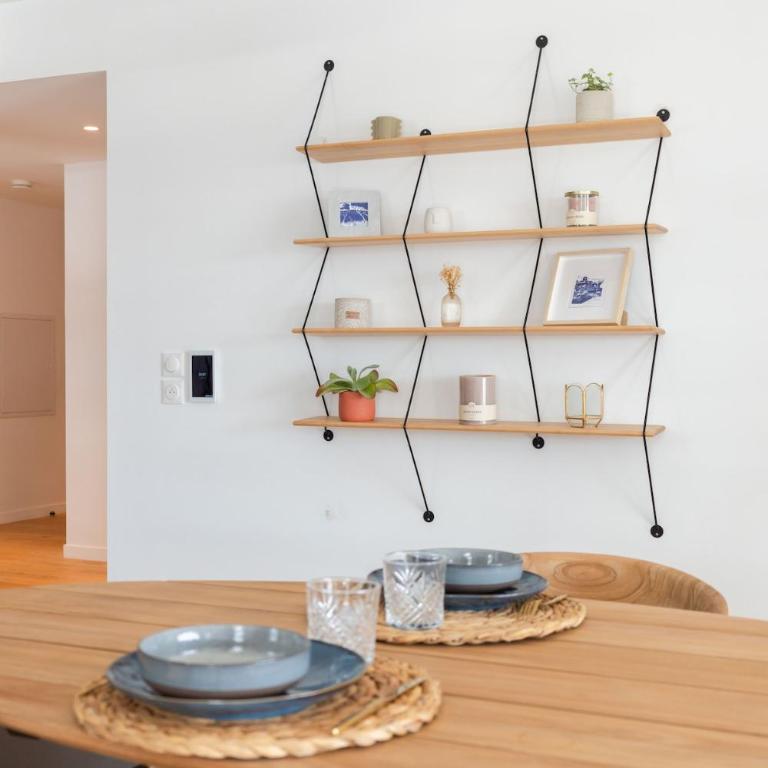Sea view - One-Bedroom Apartment - 15