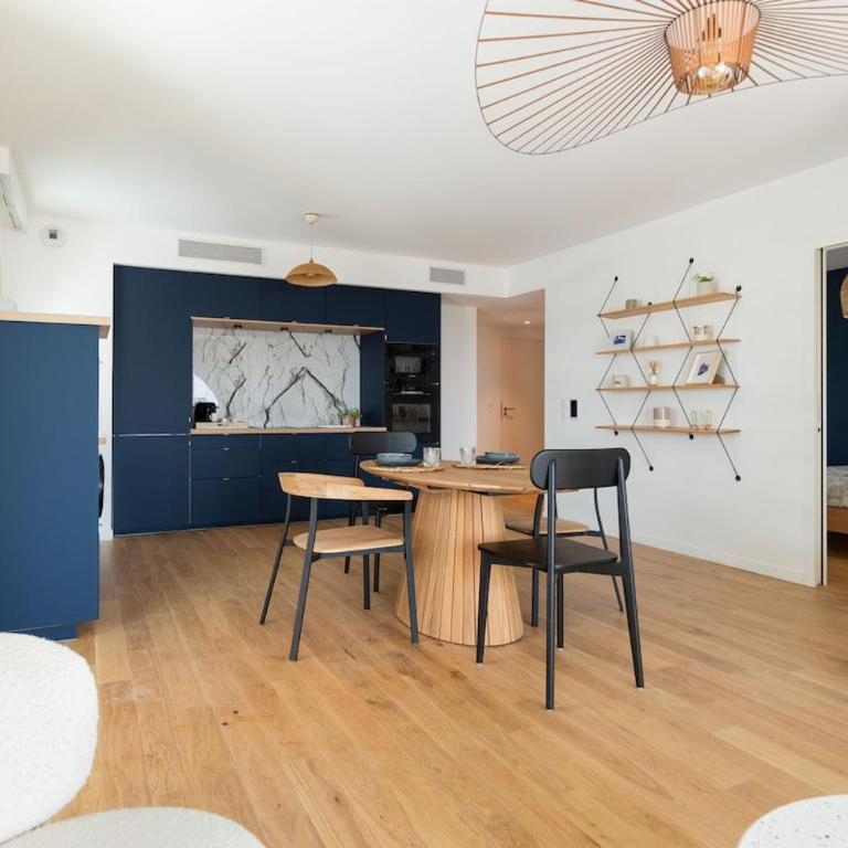 Sea view - One-Bedroom Apartment - 23