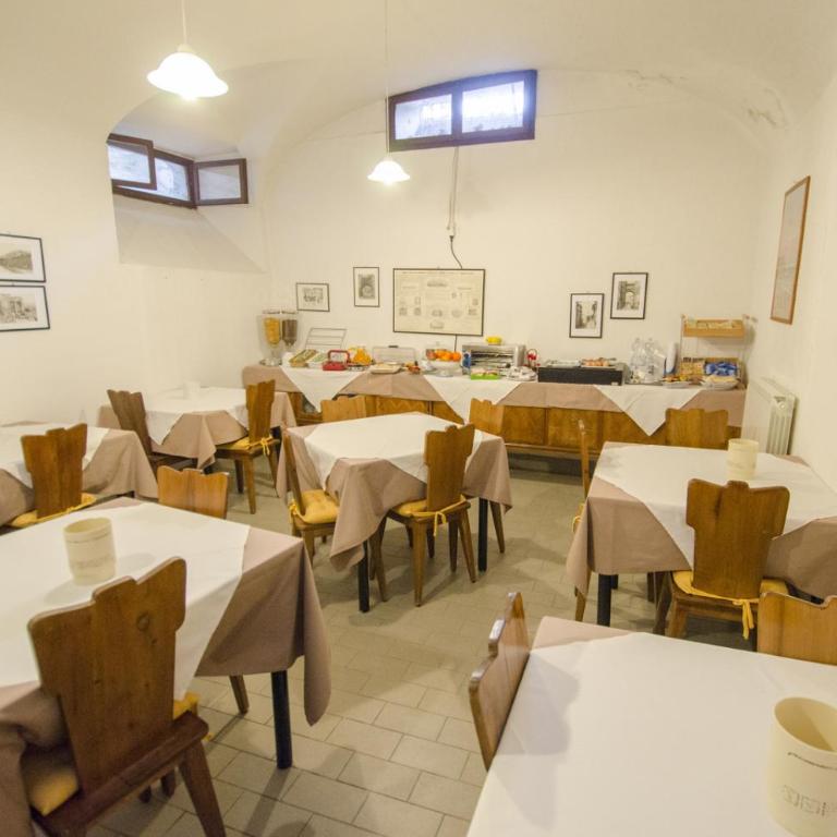 Hotel Iris - Camera Doppia con Letti Singoli - 3