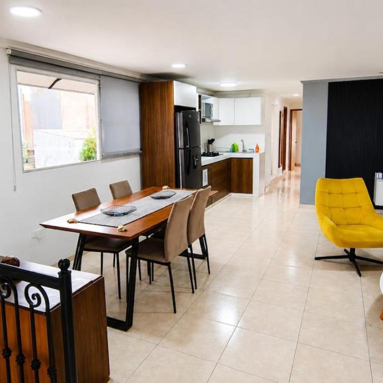 Apartamento espacioso, cerca a la playa - Apartamento de 2 dormitorios - 1