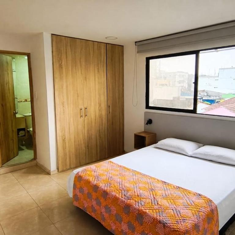 Apartamento espacioso, cerca a la playa - Apartamento de 2 dormitorios - 7