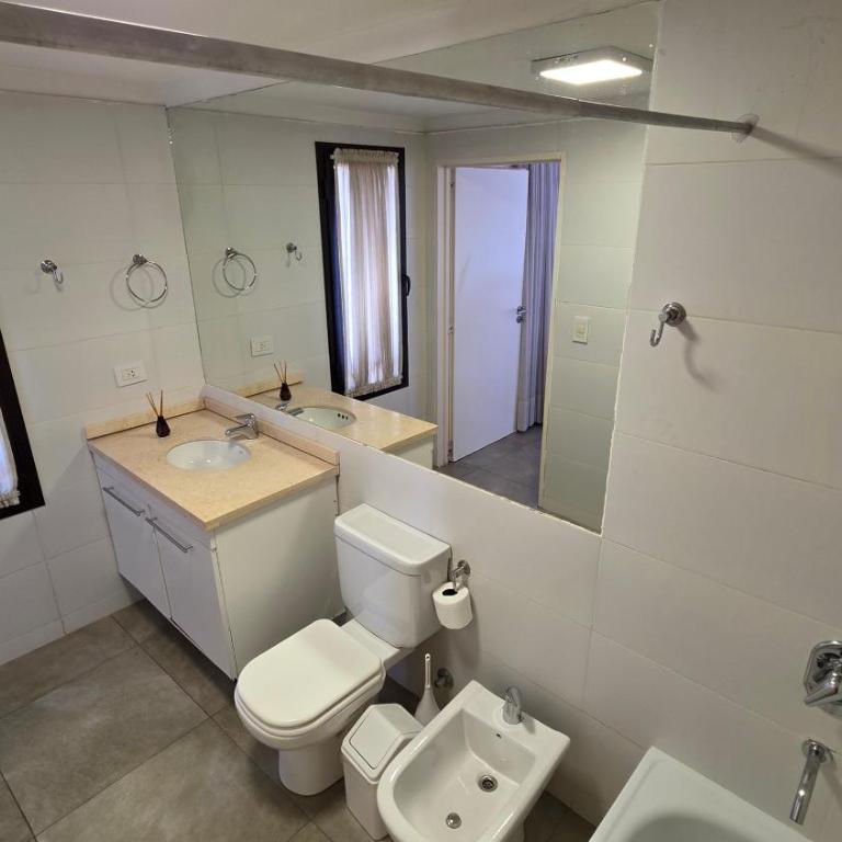 Departamento Céntrico Super Completo con Cochera y Parrilla - Two-Bedroom Apartment - 5