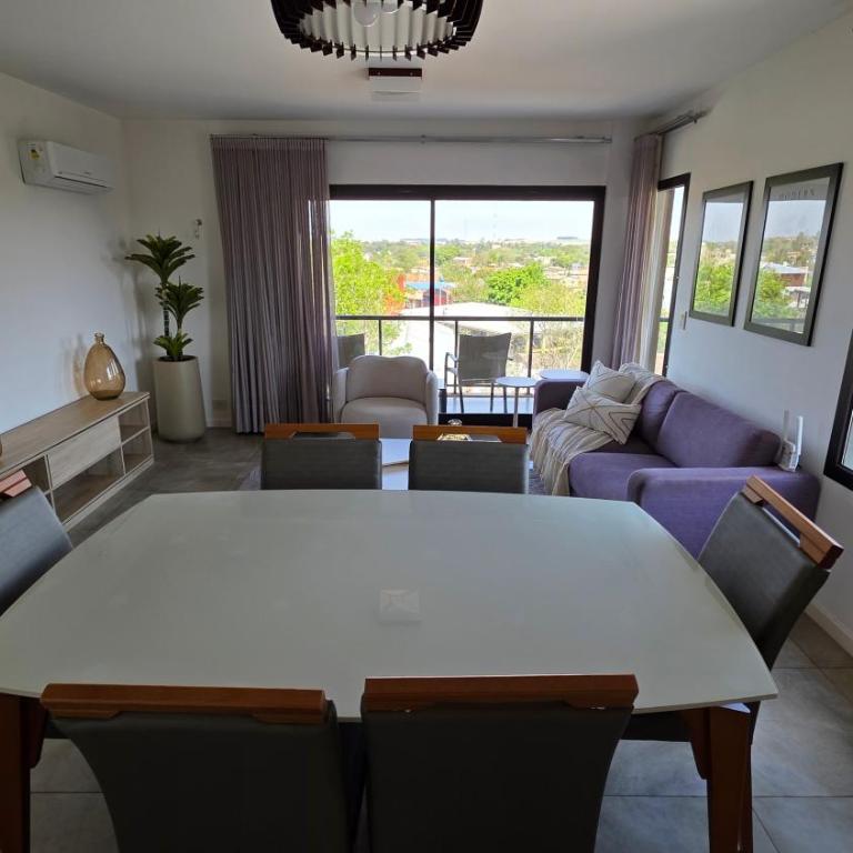 Departamento Céntrico Super Completo con Cochera y Parrilla - Two-Bedroom Apartment - 12