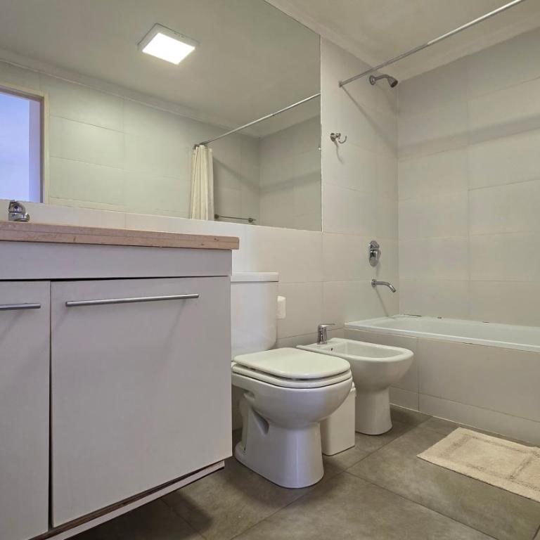 Departamento Céntrico Super Completo con Cochera y Parrilla - Two-Bedroom Apartment - 49