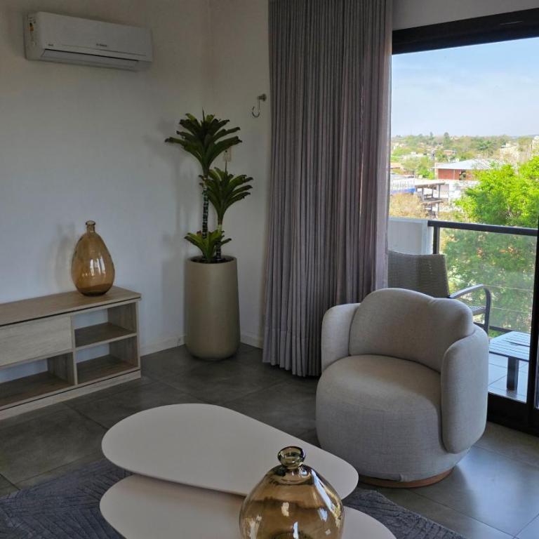 Departamento Céntrico Super Completo con Cochera y Parrilla - Two-Bedroom Apartment - 68