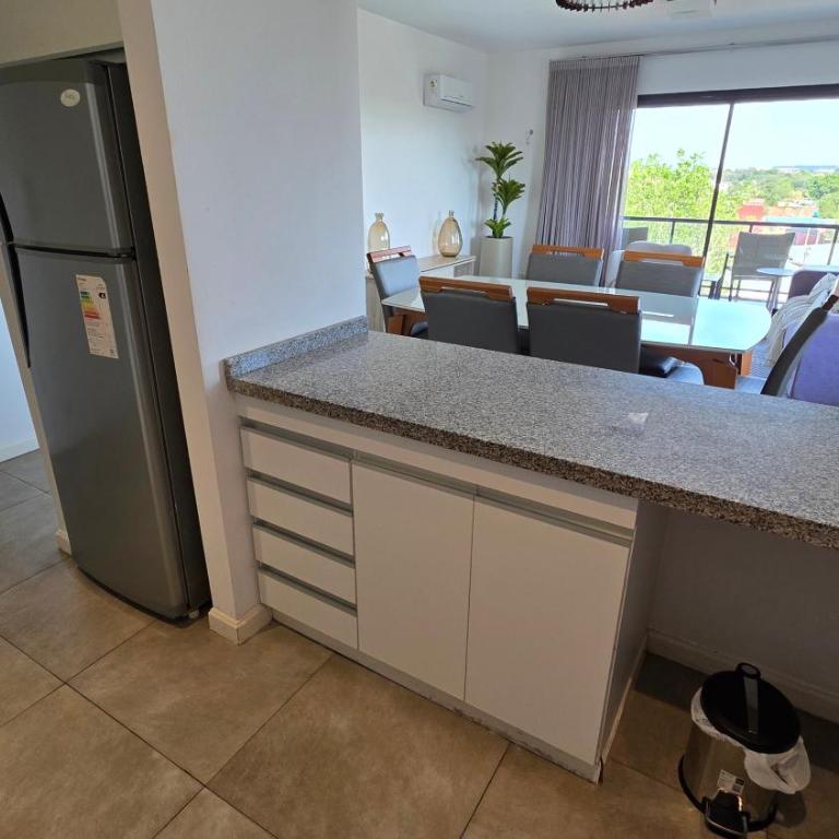 Departamento Céntrico Super Completo con Cochera y Parrilla - Two-Bedroom Apartment - 69