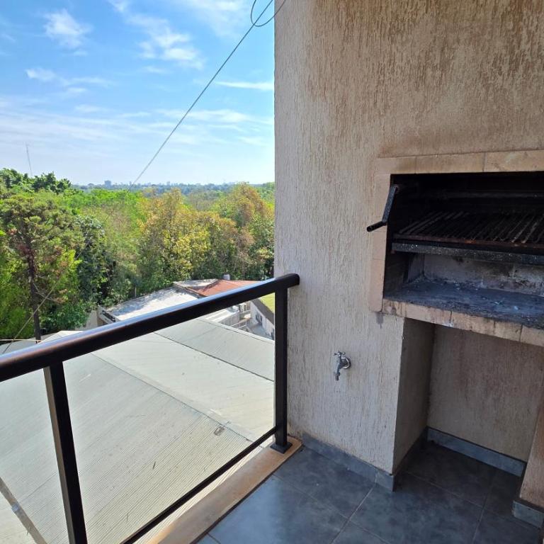 Departamento Céntrico Super Completo con Cochera y Parrilla - Two-Bedroom Apartment - 70