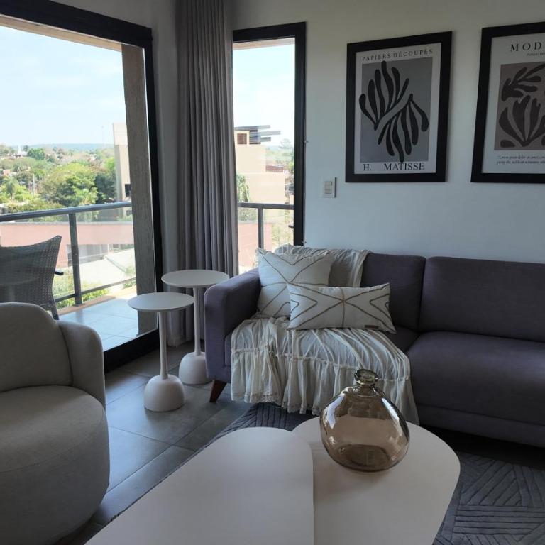 Departamento Céntrico Super Completo con Cochera y Parrilla - Two-Bedroom Apartment - 86