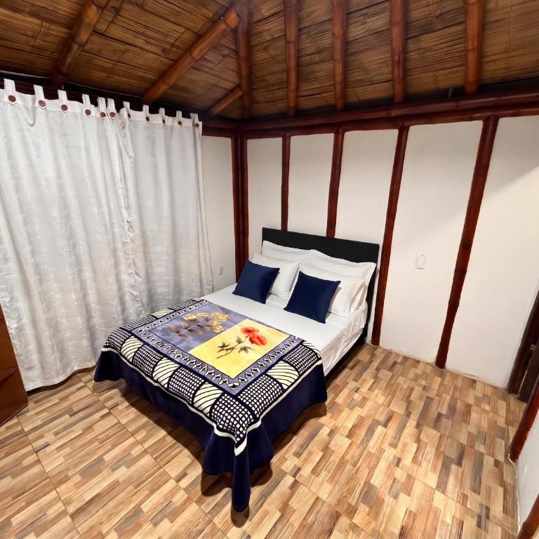 Villa Vanessa - Habitación Triple con baño privado - 1