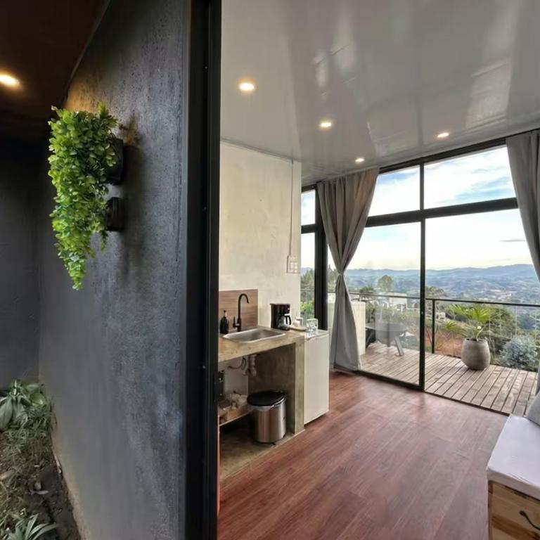 Despierta con una vista increíble alas montañas - Casa con 1 dormitorio - 16