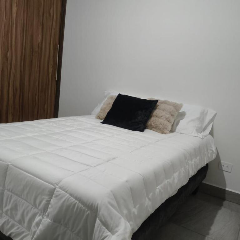 Depa moderno en Centro MTY Alberca Gym Metro - Apartamento - 16