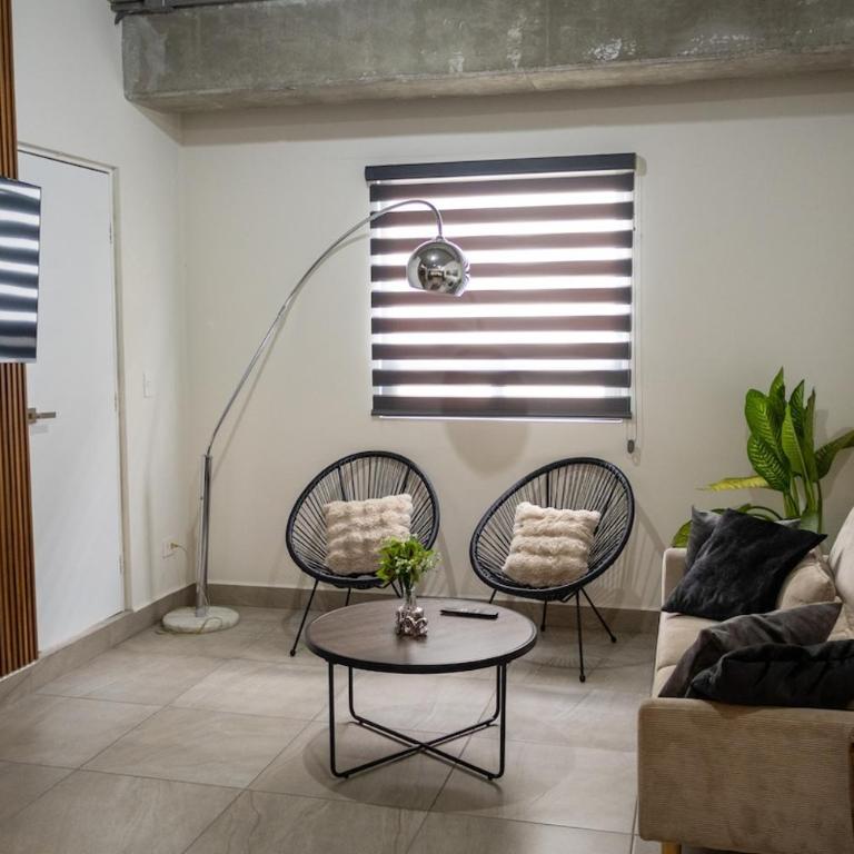 Depa moderno en Centro MTY Alberca Gym Metro - Apartamento - 2