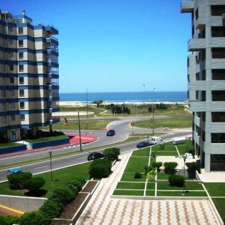 Departamento Completo Parada 2 Brava Vista al mar - Apartamento de 3 dormitorios - 2
