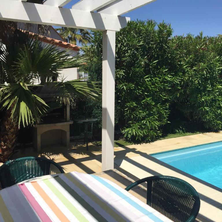 La maison de Virginie 6 a 12 personnes -300 m de la plage- vélos a disposition - Villa avec Piscine Privée - 43