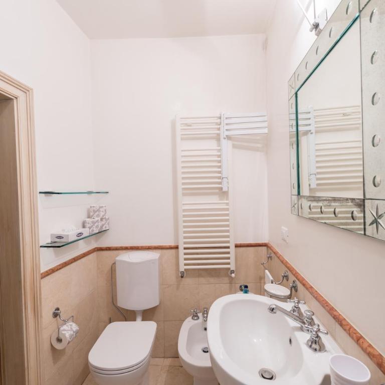 Romantic Suite San Marco - Appartamento con 2 Camere da Letto - 12