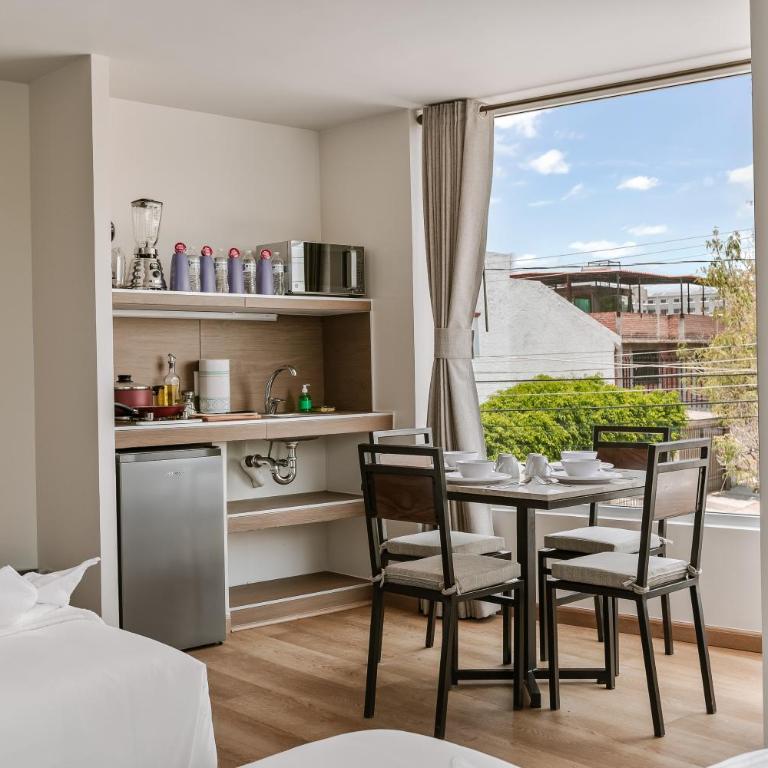 Wenceslao By Homirent - Suite con balcón - 26